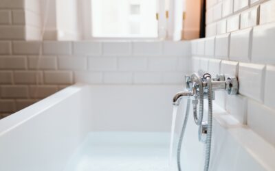 Crucial Tips On Properly Seeking Out Leaks Under The Kitchen Sink
